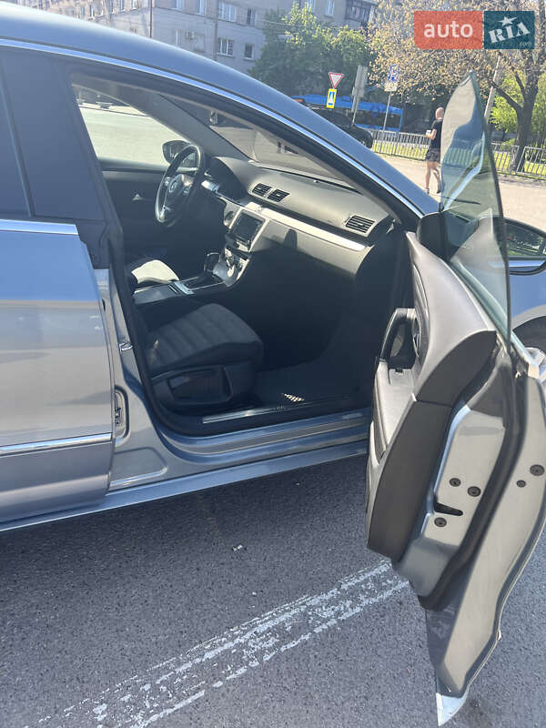 Купе Volkswagen CC / Passat CC 2012 в Днепре