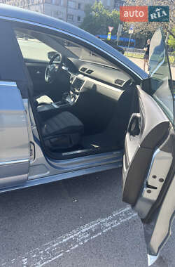 Купе Volkswagen CC / Passat CC 2012 в 
