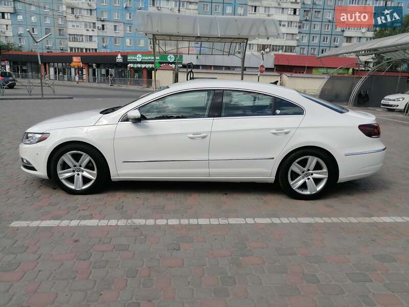 Купе Volkswagen CC / Passat CC 2012 в Днепре