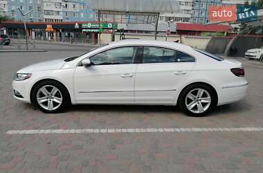 Купе Volkswagen CC / Passat CC 2012 в 