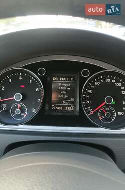 Купе Volkswagen CC / Passat CC 2012 в 