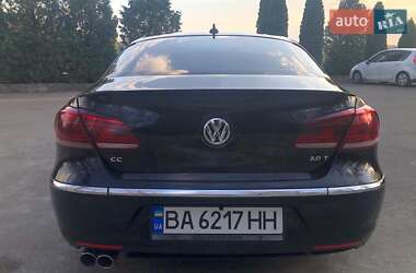Купе Volkswagen CC / Passat CC 2012 в 