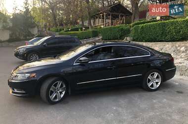 Купе Volkswagen CC / Passat CC 2012 в 