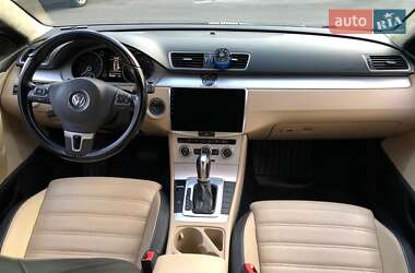Купе Volkswagen CC / Passat CC 2012 в 