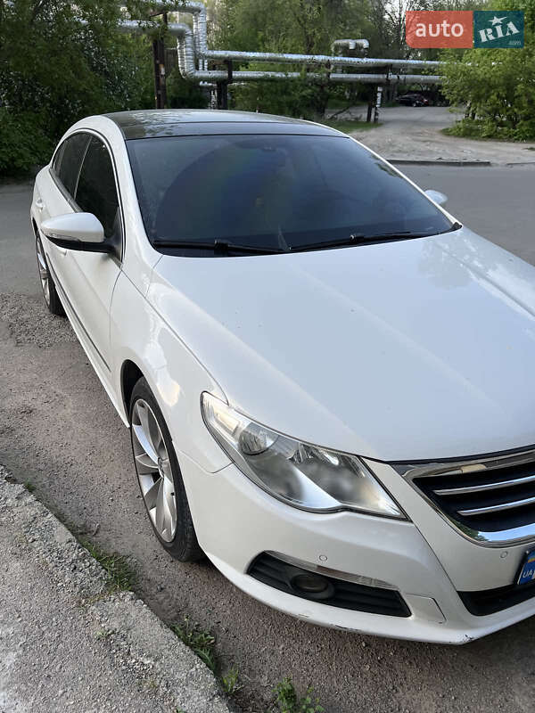 Купе Volkswagen CC / Passat CC 2011 в Днепре