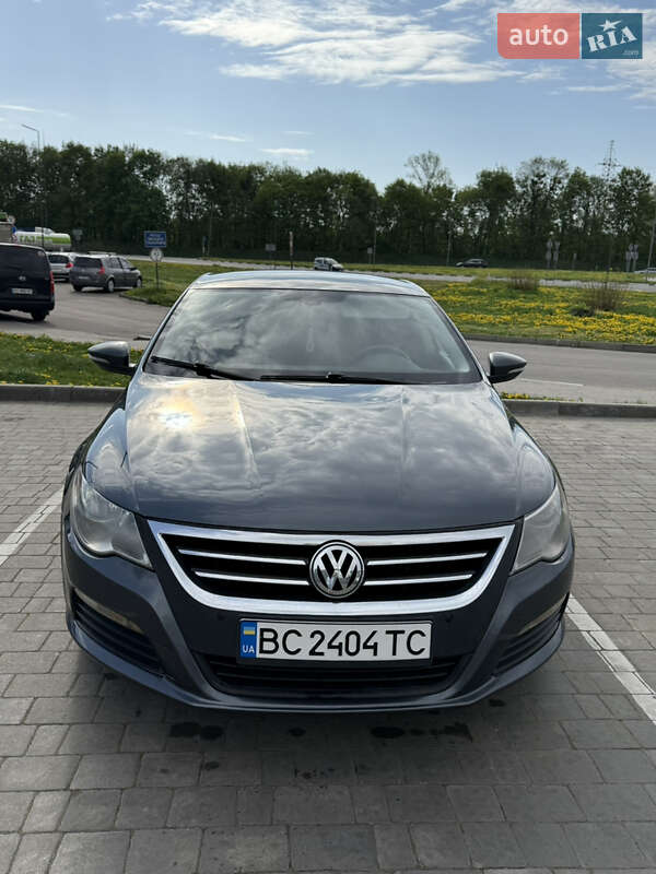 Купе Volkswagen CC / Passat CC 2011 в Стрию
