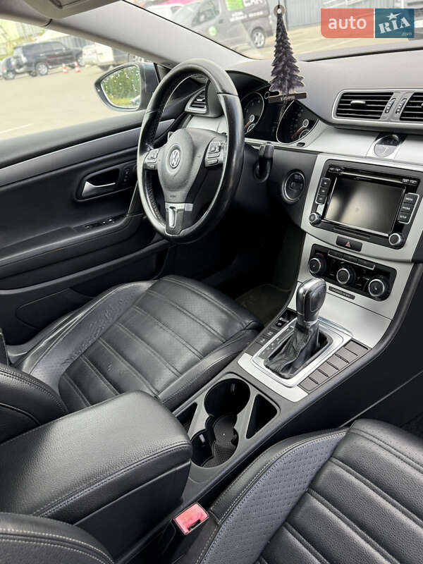 Купе Volkswagen CC / Passat CC 2011 в Стрию