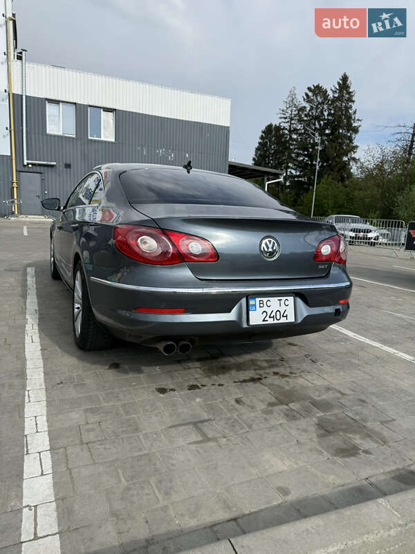 Купе Volkswagen CC / Passat CC 2011 в Стрию