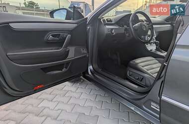 Купе Volkswagen CC / Passat CC 2012 в 
