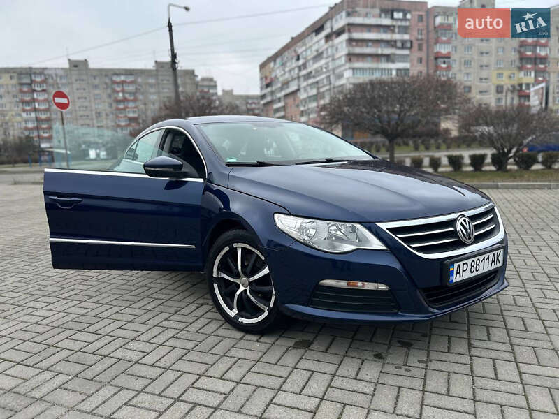 Купе Volkswagen CC / Passat CC 2010 в Івано-Франківську