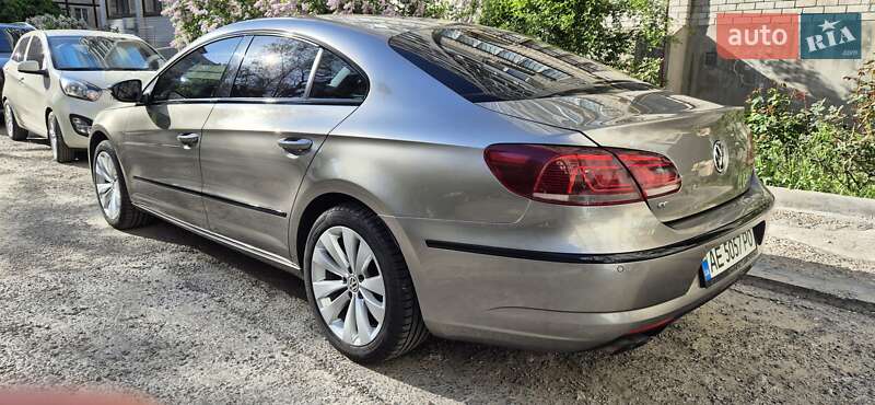 Купе Volkswagen CC / Passat CC 2012 в Днепре