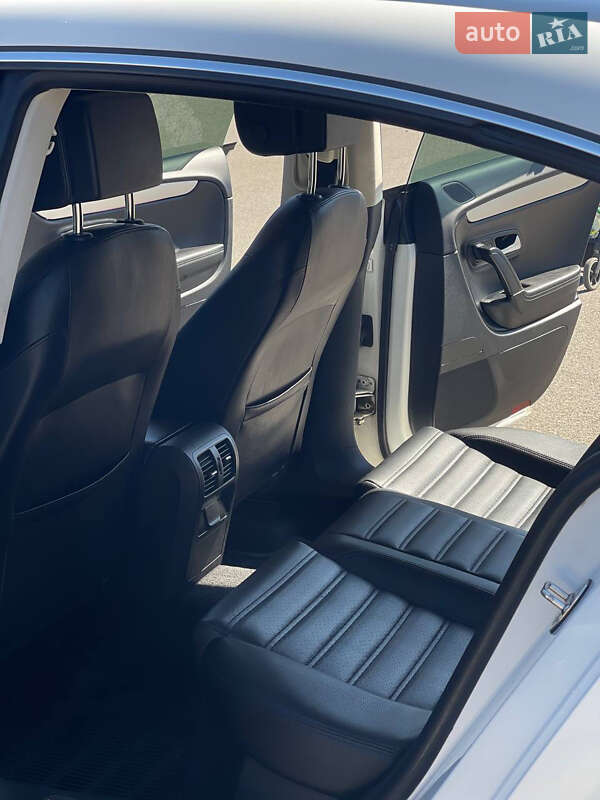 Купе Volkswagen CC / Passat CC 2012 в Покрові