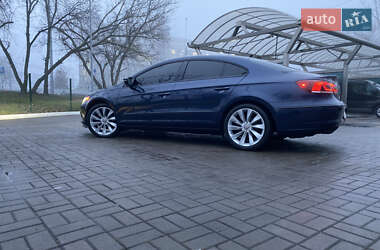 Купе Volkswagen CC / Passat CC 2013 в 