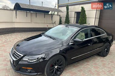 Купе Volkswagen CC / Passat CC 2010 в 