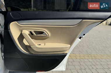 Купе Volkswagen CC / Passat CC 2014 в 