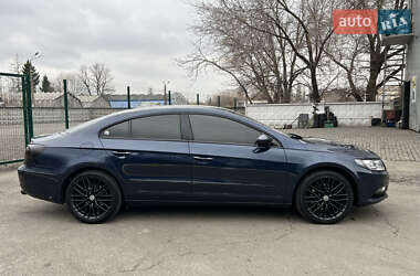 Купе Volkswagen CC / Passat CC 2013 в 