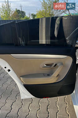 Купе Volkswagen CC / Passat CC 2012 в 