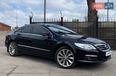 Купе Volkswagen CC / Passat CC 2011 в Киеве