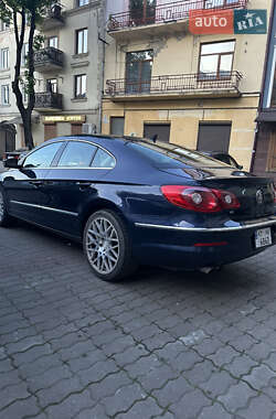 Купе Volkswagen CC / Passat CC 2011 в 