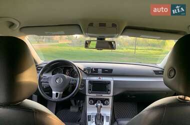 Купе Volkswagen CC / Passat CC 2010 в 