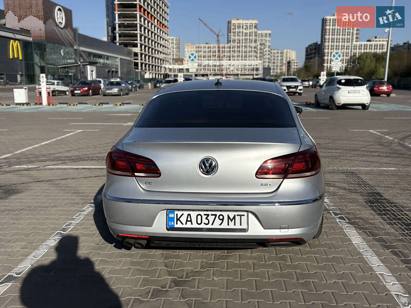 Купе Volkswagen CC / Passat CC 2014 в Киеве