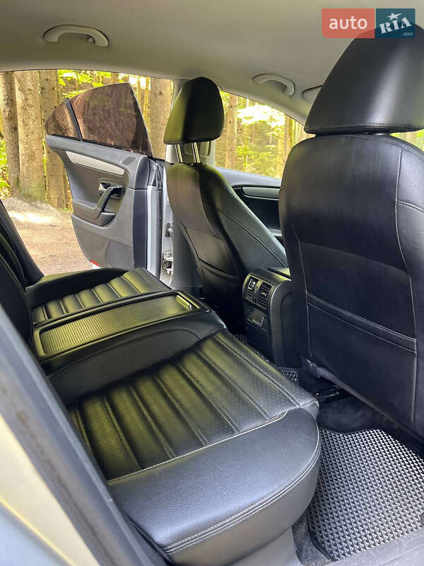 Купе Volkswagen CC / Passat CC 2010 в Львові