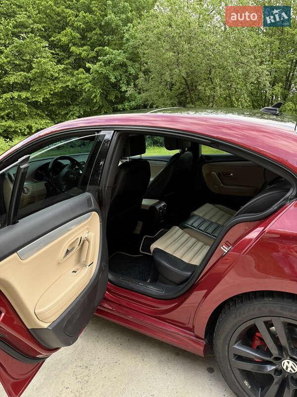 Купе Volkswagen CC / Passat CC 2013 в Львове