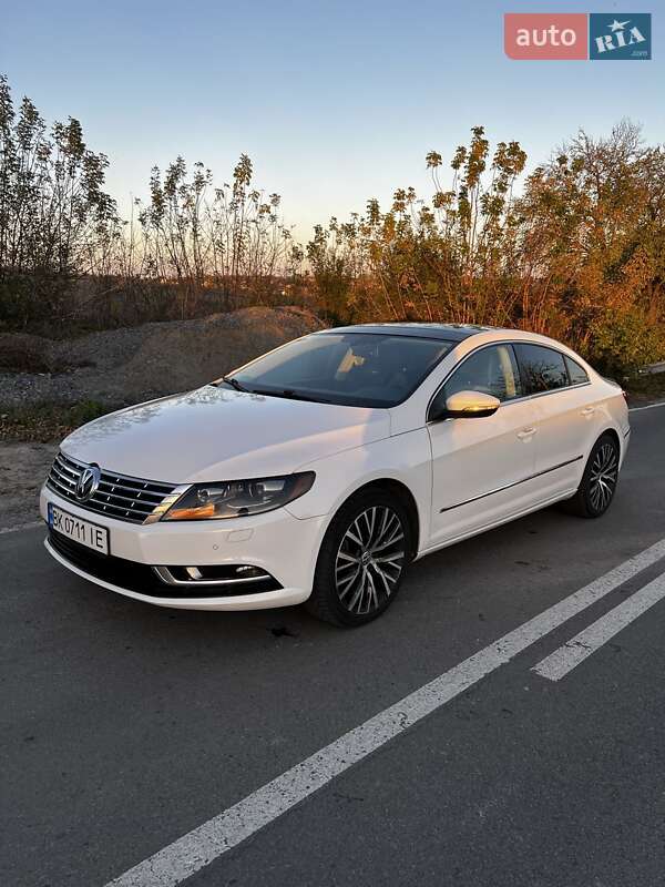 Купе Volkswagen CC / Passat CC 2013 в Ровно