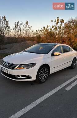 Купе Volkswagen CC / Passat CC 2013 в 