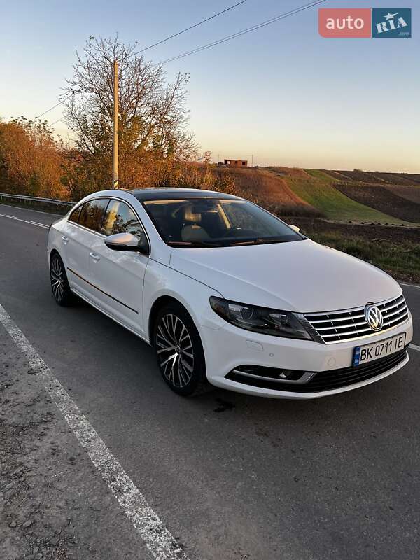 Купе Volkswagen CC / Passat CC 2013 в Ровно