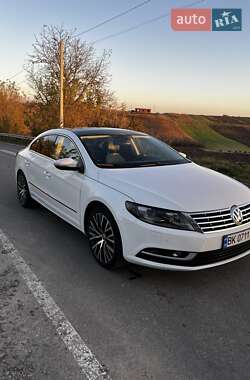 Купе Volkswagen CC / Passat CC 2013 в 