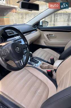 Купе Volkswagen CC / Passat CC 2013 в 