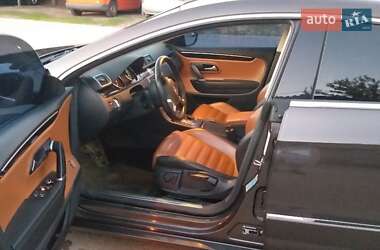 Купе Volkswagen CC / Passat CC 2013 в 