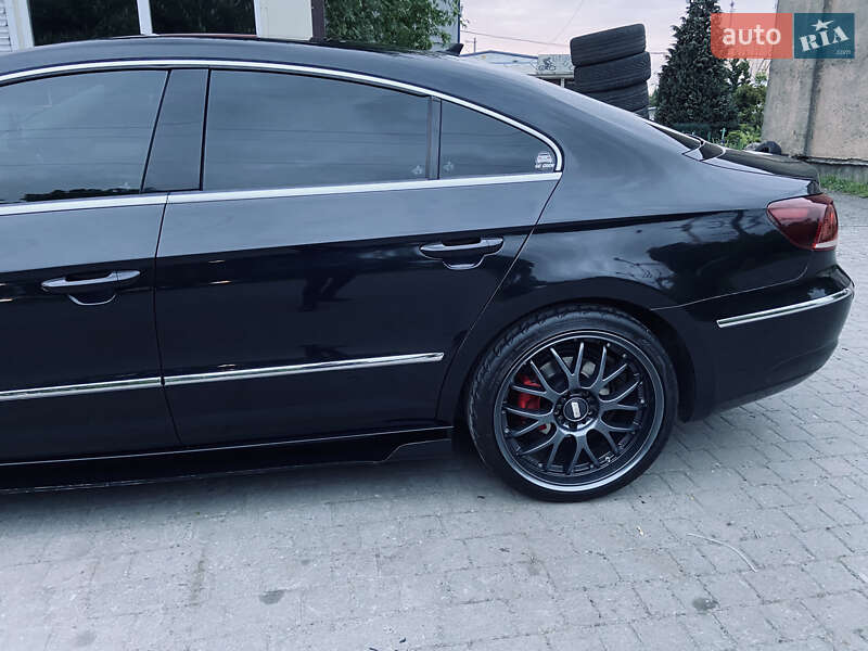 Купе Volkswagen CC / Passat CC 2012 в Львові