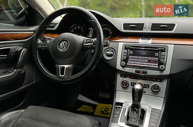 Купе Volkswagen CC / Passat CC 2012 в 