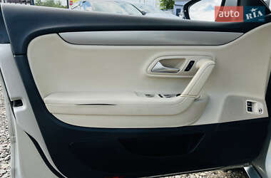 Купе Volkswagen CC / Passat CC 2010 в 