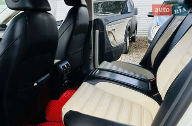 Купе Volkswagen CC / Passat CC 2010 в 