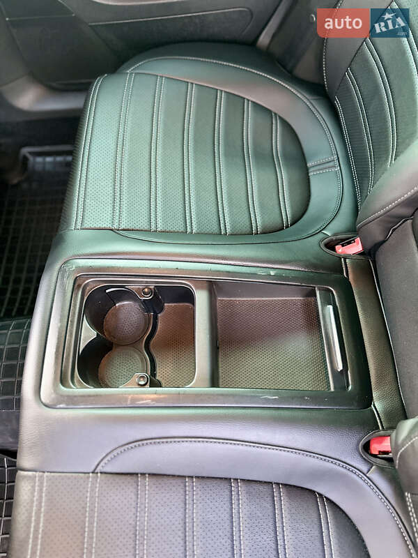 Купе Volkswagen CC / Passat CC 2009 в Києві