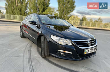 Купе Volkswagen CC / Passat CC 2009 в 