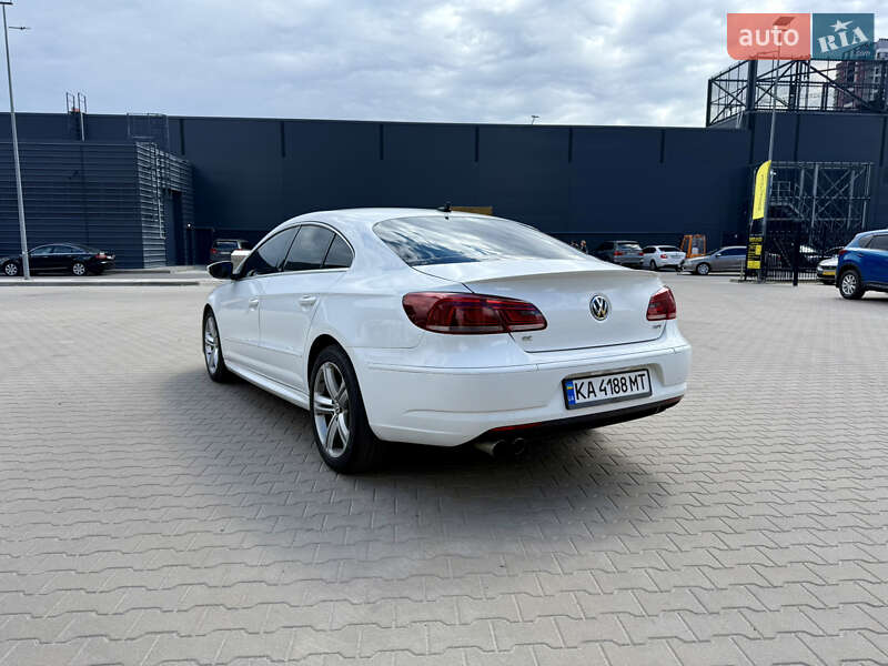 Купе Volkswagen CC / Passat CC 2013 в Киеве