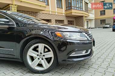 Купе Volkswagen CC / Passat CC 2015 в 