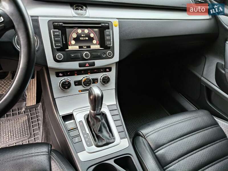 Купе Volkswagen CC / Passat CC 2015 в Хмельницком