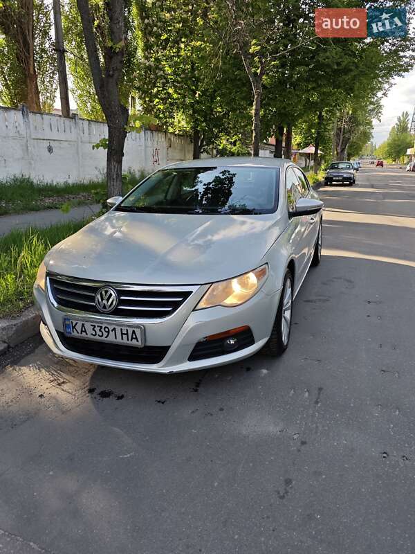 Volkswagen CC / Passat CC 2011