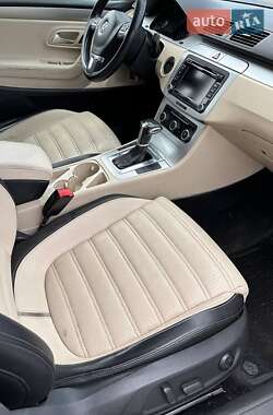 Купе Volkswagen CC / Passat CC 2010 в 