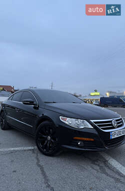 Купе Volkswagen CC / Passat CC 2010 в Ужгороде