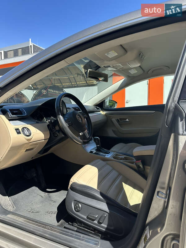 Купе Volkswagen CC / Passat CC 2012 в Львові фото 11 Купе Volkswagen CC / Passat CC 2012 в Львові