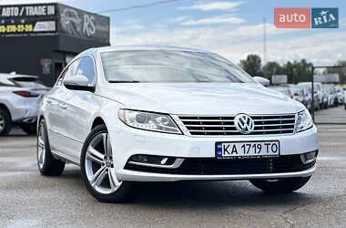 Купе Volkswagen CC / Passat CC 2012 в Киеве