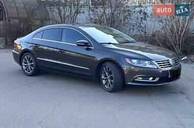 Купе Volkswagen CC / Passat CC 2014 в 
