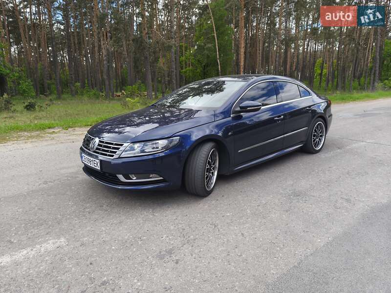 Купе Volkswagen CC / Passat CC 2015 в 