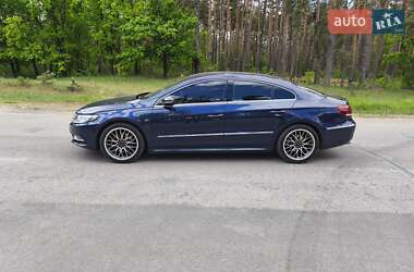 Купе Volkswagen CC / Passat CC 2015 в 
